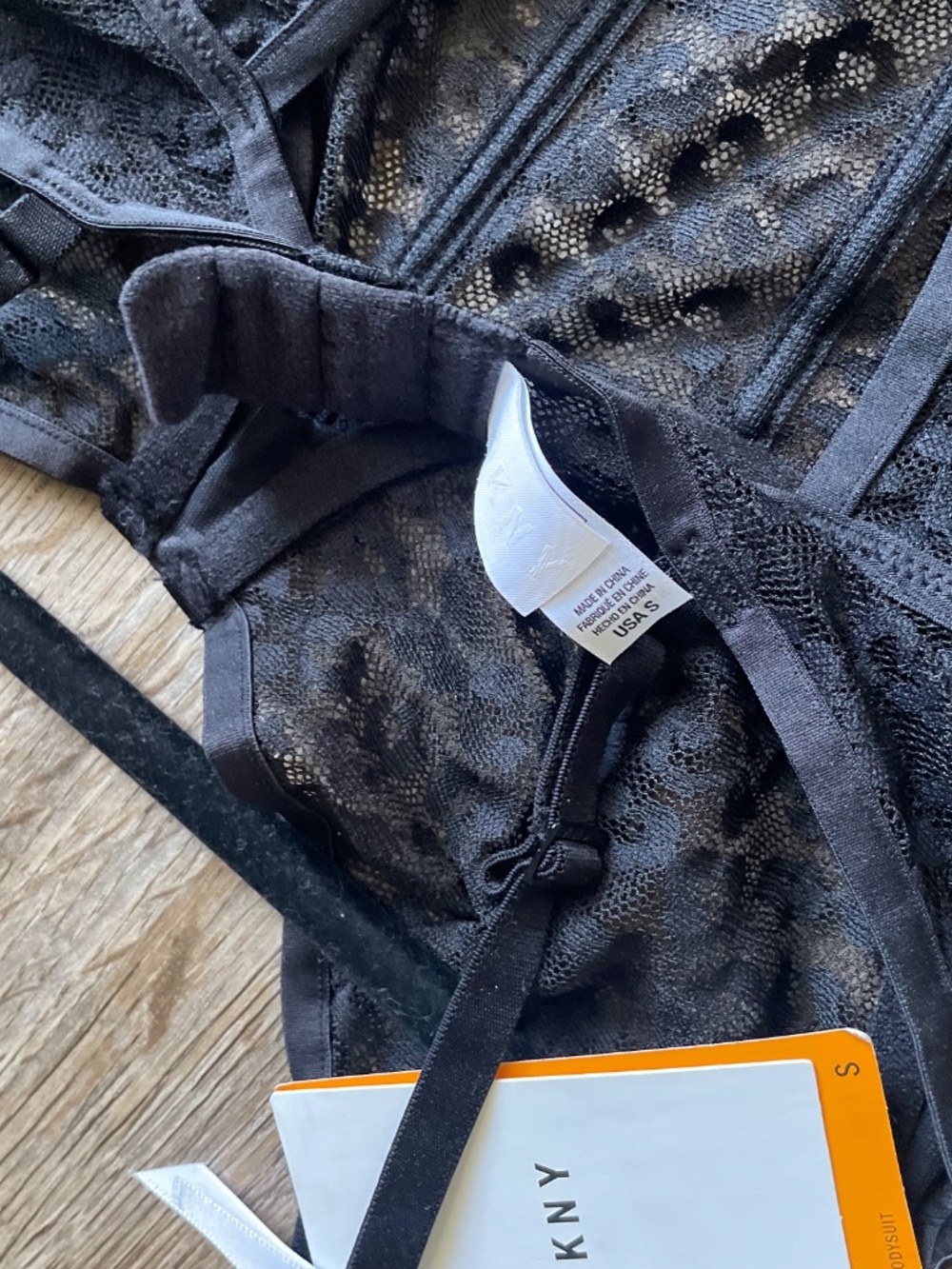 Lace bodysuit - Picture 4 of 5